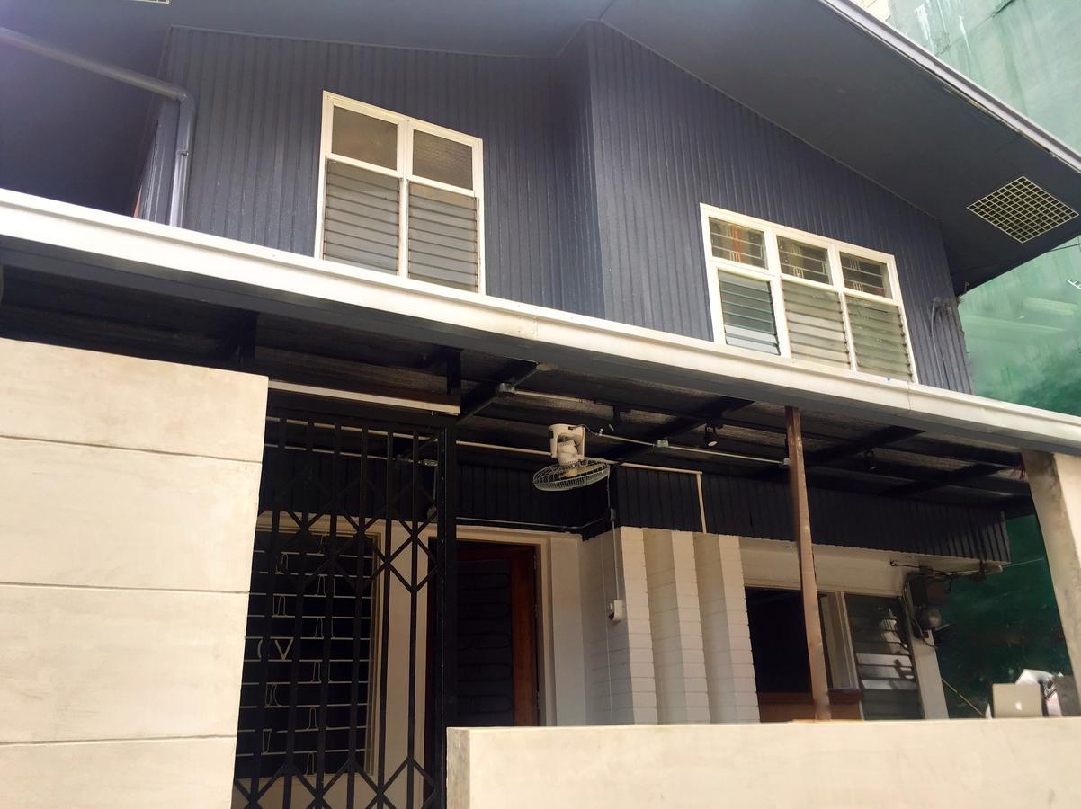 The Hub District Hostel And Dorm San Pedro Makati Exterior foto